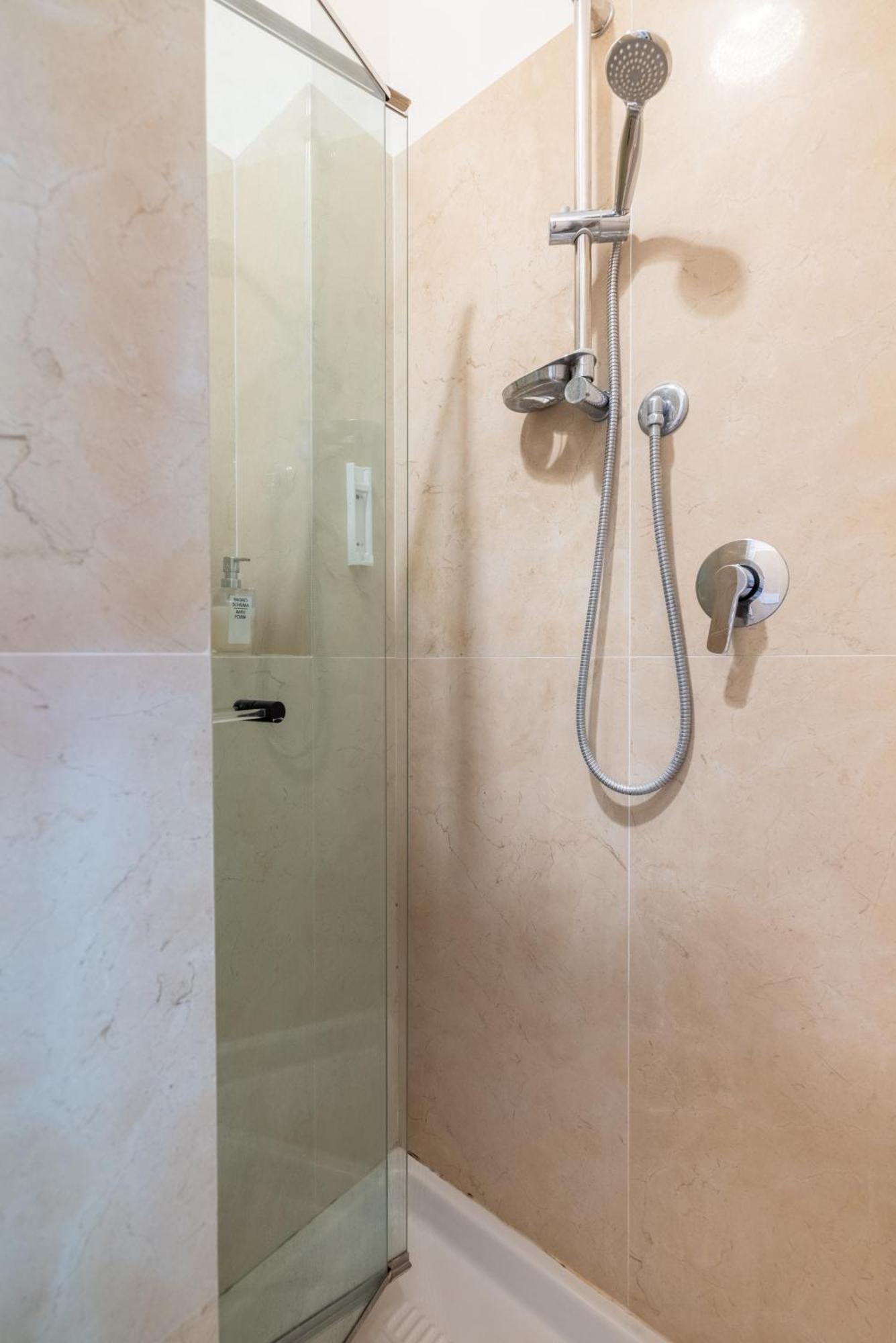 Residenza Gastone Rossi - Gastone Rossi Apartment โบโลญญา ภายนอก รูปภาพ